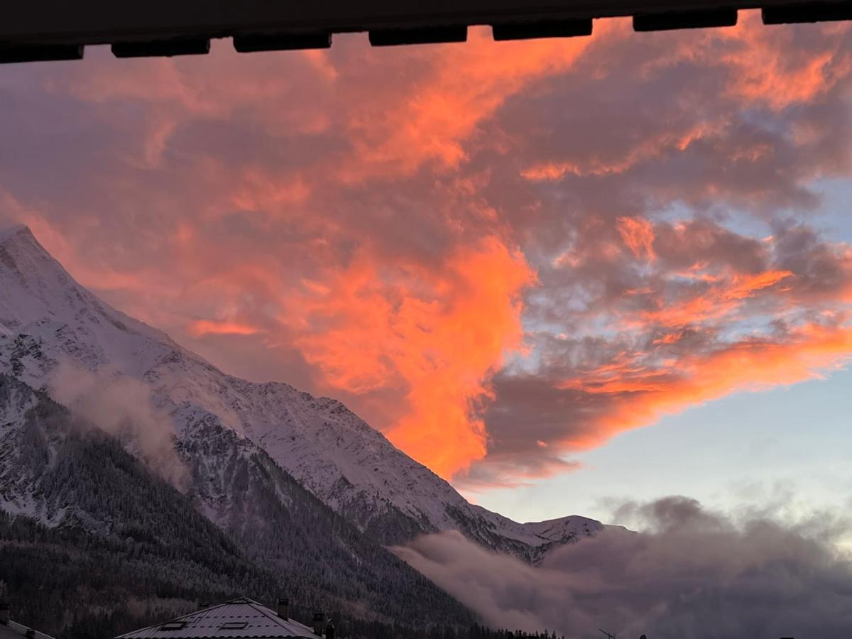 Mont Blanc 43, Vue Mont Blanc , Balcon, Parking Apartment Chamonix ภายนอก รูปภาพ
